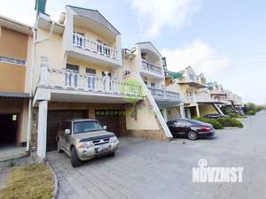 Таунхаус 280м², 3-этажный, участок 4 сот.  