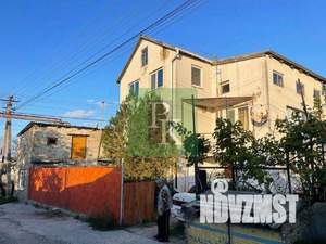 Дом 190м², 3-этажный, участок 9 сот.  