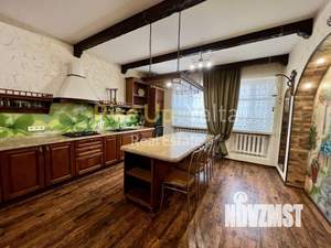 Дом 581м&sup2;, 4-этажный, участок 4 сот.  