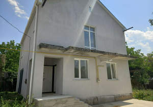 Дом 150м², 2-этажный, участок 5 сот.  