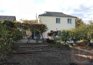 Дом 225м&sup2;, 2-этажный, участок 6 сот.  