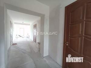 Дом 712м², 3-этажный, участок 7 сот.  