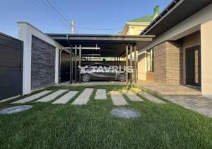 Дом 170м&sup2;, 1-этажный, участок 6 сот.  