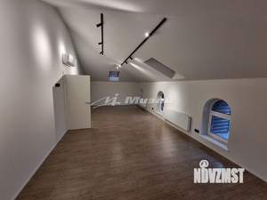 Дом 294м&sup2;, 3-этажный, участок 6 сот.  