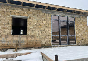 Дом 100м&sup2;, 1-этажный, участок 8 сот.  