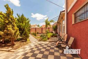 Дом 450м², 3-этажный, участок 8 сот.  