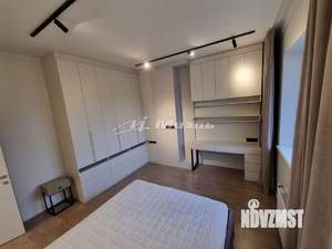 Дом 294м&sup2;, 3-этажный, участок 6 сот.  