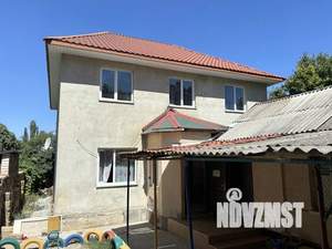 Дом 201м&sup2;, 2-этажный, участок 4 сот.  