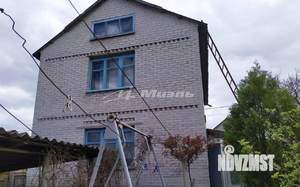 Дом 82м², 2-этажный, участок 8 сот.  