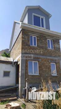 Дом 140м², 3-этажный, участок 6 сот.  