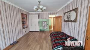 Дом 358м², 2-этажный, участок 10 сот.  