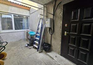 Дом 82м&sup2;, 2-этажный, участок 1 сот.  