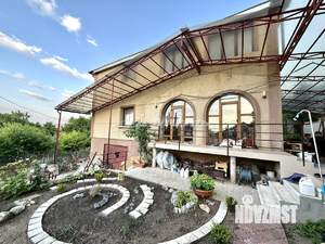 Дом 282м&sup2;, 2-этажный, участок 8 сот.  