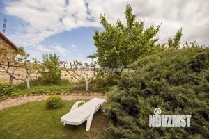 Дом 220м², 2-этажный, участок 6 сот.  