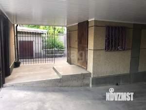 Дом 270м², 2-этажный, участок 5 сот.  