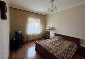 Дом 290м&sup2;, 3-этажный, участок 6 сот.  