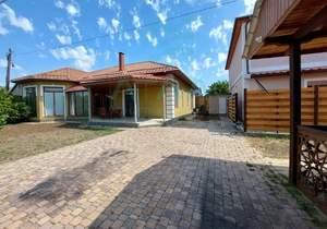 Дом 550м², 2-этажный, участок 6 сот.  