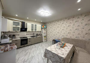 Дом 177м&sup2;, 2-этажный, участок 3 сот.  