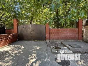 Дом 201м&sup2;, 2-этажный, участок 4 сот.  