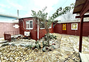 Дом 96м&sup2;, 2-этажный, участок 3 сот.  