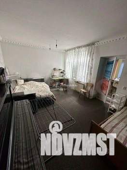 Дом 79м&sup2;, 2-этажный, участок 1 сот.  