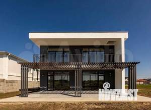 Дом 270м&sup2;, 2-этажный, участок 6 сот.  