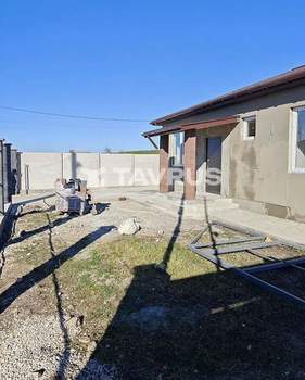 Дом 95м&sup2;, 1-этажный, участок 3 сот.  