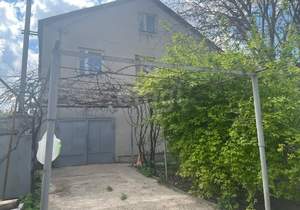 Дом 178м², 2-этажный, участок 18 сот.  