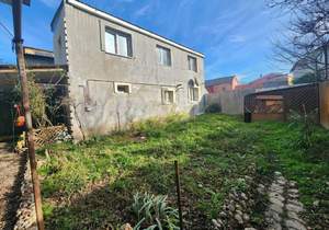 Дом 137м&sup2;, 2-этажный, участок 3 сот.  