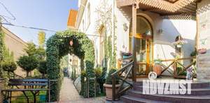 Дом 400м&sup2;, 2-этажный, участок 6 сот.  