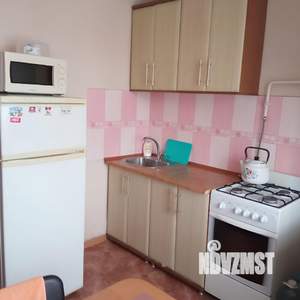 1-к квартира, посуточно, 37м2, 7/9 этаж