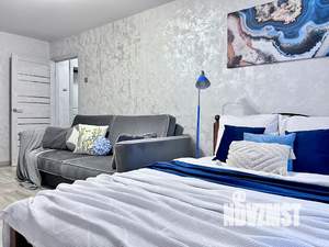 1-к квартира, посуточно, 32м2, 4/5 этаж