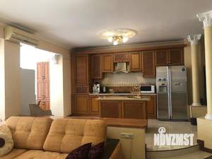 3-к квартира, на длительный срок, 130м2, 8/9 этаж