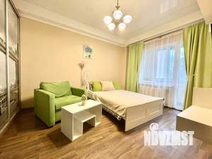 1-к квартира, посуточно, 35м2, 5/5 этаж