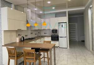 3-к квартира, на длительный срок, 86м2, 1/5 этаж