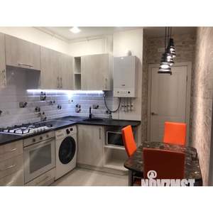 1-к квартира, посуточно, 40м2, 9/10 этаж