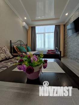 1-к квартира, посуточно, 42м2, 6/9 этаж