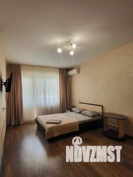 1-к квартира, посуточно, 35м2, 2/9 этаж