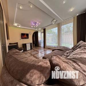2-к квартира, посуточно, 80м2, 1/1 этаж