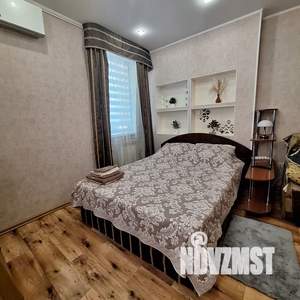 1-к квартира, посуточно, 28м2, 1/2 этаж