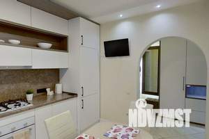 1-к квартира, посуточно, 42м2, 3/9 этаж