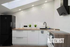 1-к квартира, посуточно, 60м2, 1/1 этаж