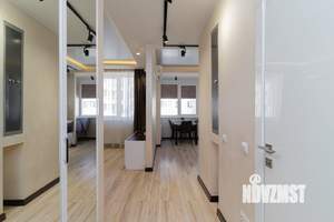 Студия квартира, посуточно, 38м2, 7/10 этаж