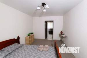 1-к квартира, посуточно, 60м2, 1/1 этаж