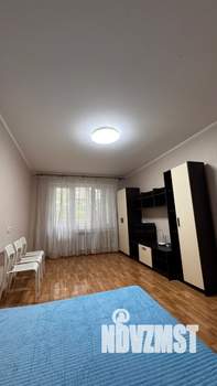 1-к квартира, посуточно, 38м2, 2/9 этаж