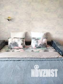 1-к квартира, посуточно, 40м2, 7/12 этаж