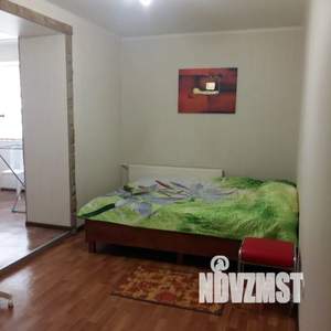 3-к квартира, посуточно, 60м2, 1/3 этаж