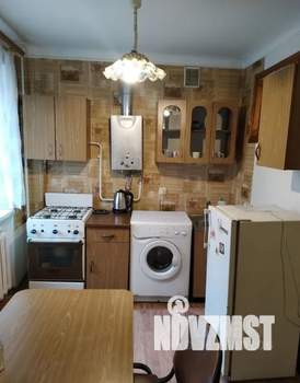 1-к квартира, посуточно, 38м2, 3/5 этаж