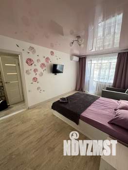 1-к квартира, посуточно, 32м2, 1/5 этаж