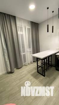 1-к квартира, посуточно, 38м2, 19/19 этаж